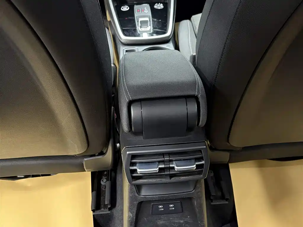 Audi A3 2021 A3L Limousine 35 TFSI进取致雅型