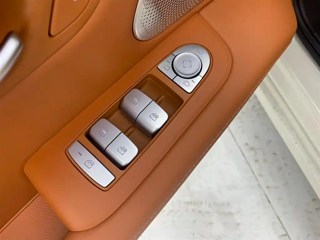 Wenxiang M5 2025 Edition Range-Extended Ultra All-Wheel Drive Version