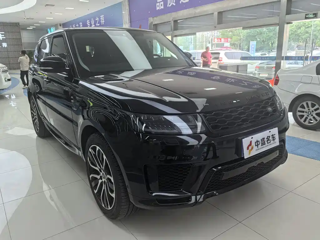 Range Rover Sport 2021 3.0 L6曜黑版