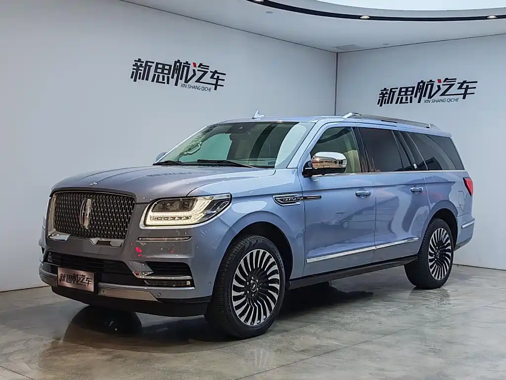 Navigator 2020 3.5T Long Axle Presidential Edition