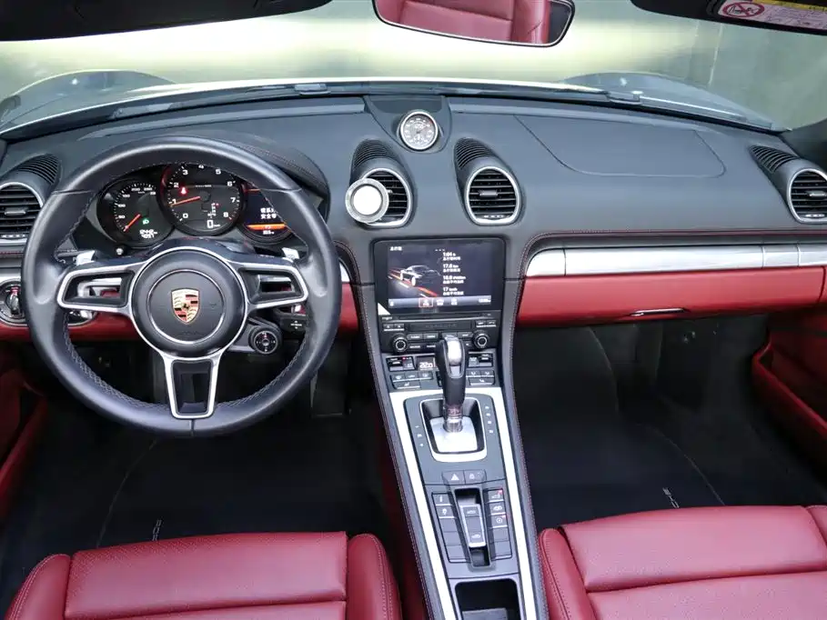 Porsche 718 Boxster 2.0T 2022 Model