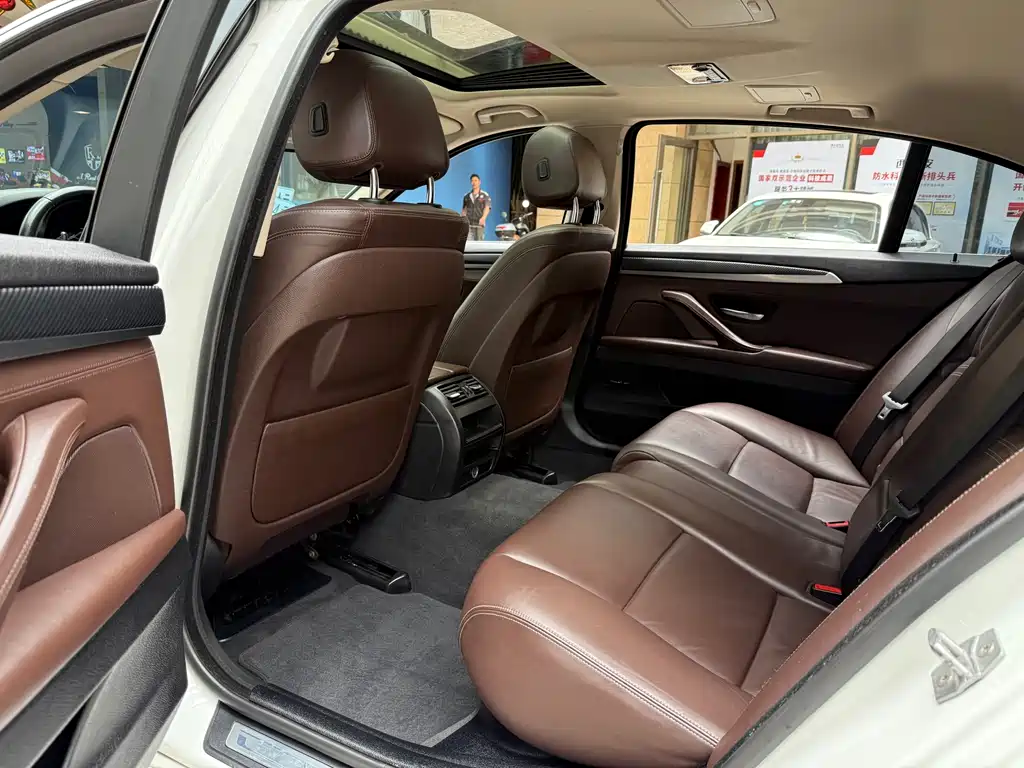 BMW 5 Series 2017 525Li Luxury Design Package