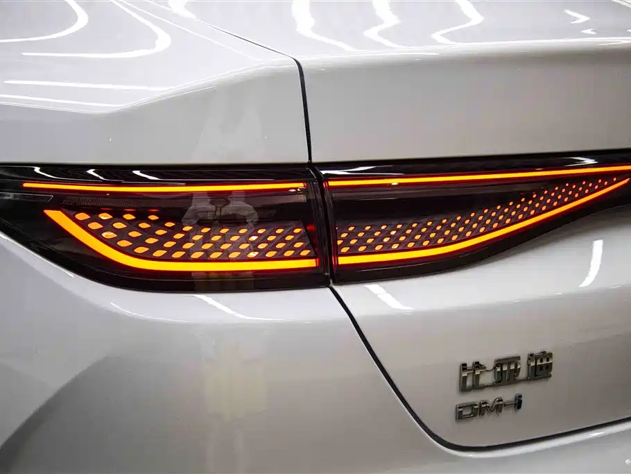 Oceanic 05 DM-i 2025 Model DM-i Intelligent Driving Edition 120KM Flagship Type