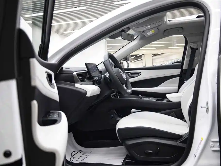 Oceanic 05 DM-i 2025 Model DM-i Intelligent Driving Edition 120KM Flagship Type