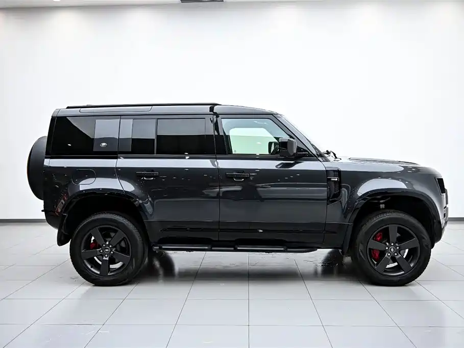 Land Rover Defender 2024 110 3.0T P400 X-DYNAMIC HSE