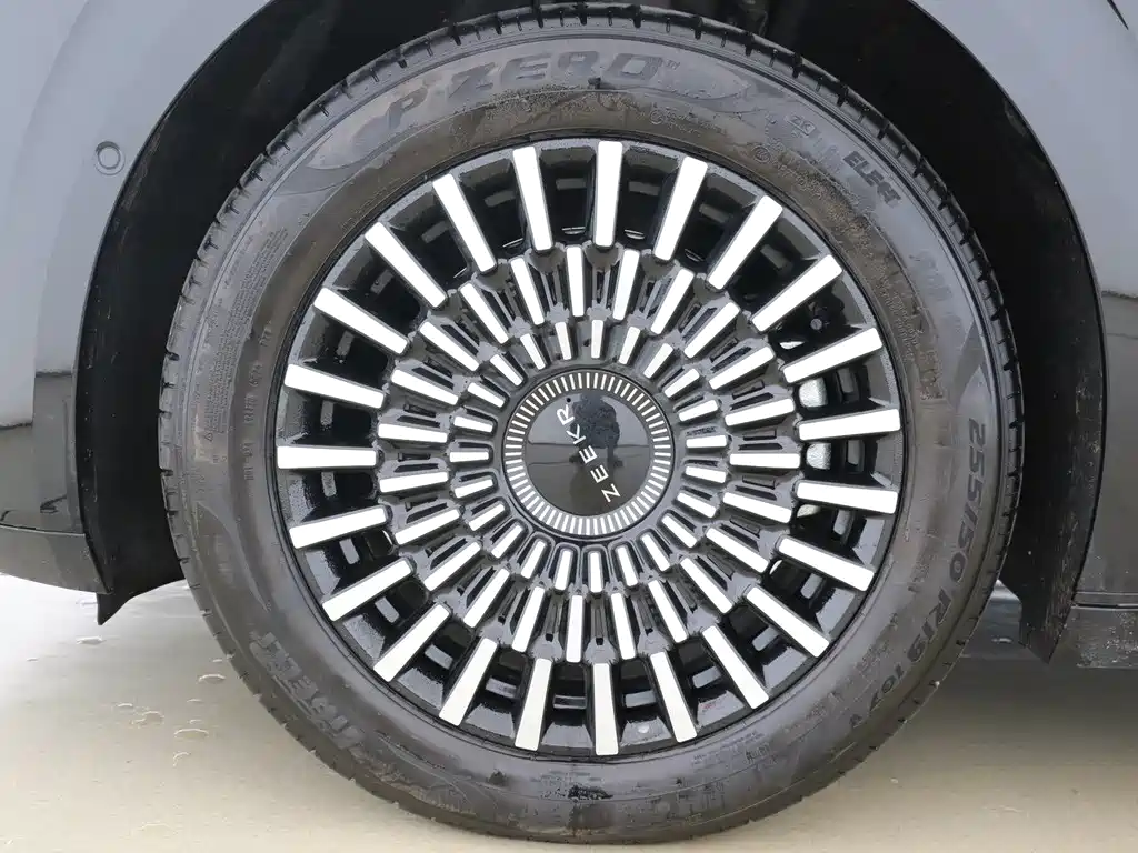 Jizhe 009 2024 Edition Six Executive Edition Four Wheel Drive 108kWh