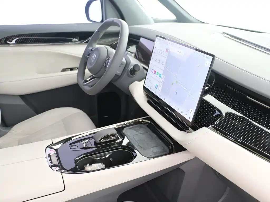 Jizhe 009 2024 Edition Six Executive Edition Four Wheel Drive 108kWh