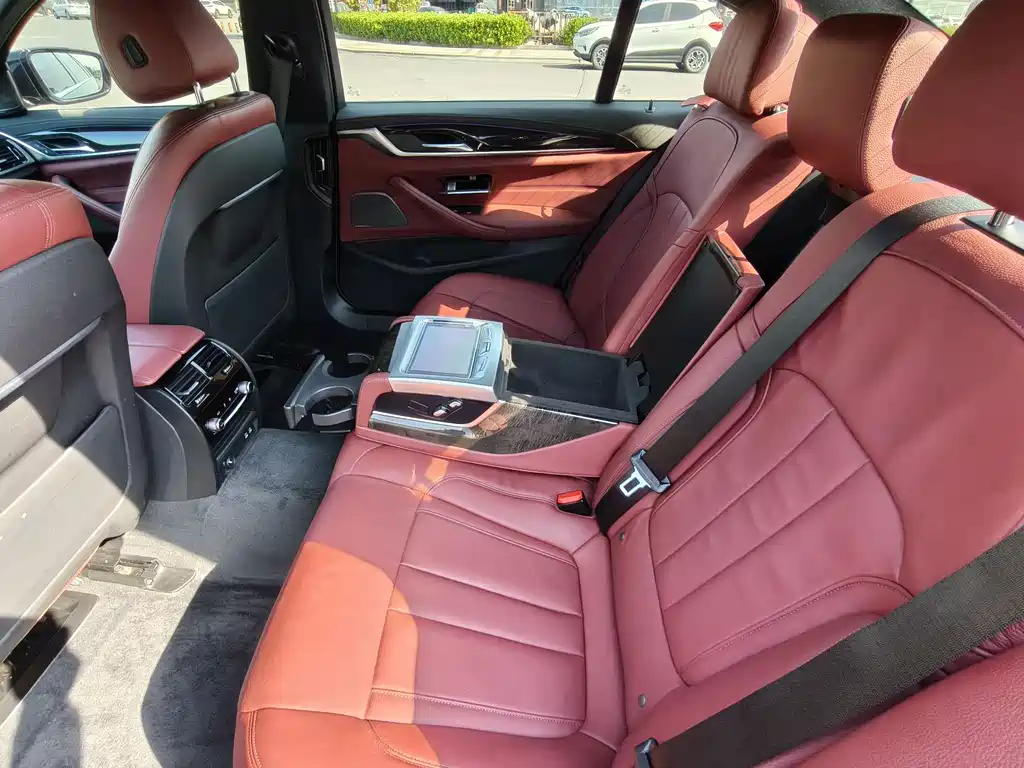 BMW 5 Series 2020 530Li Grandeur Edition M Sport Package