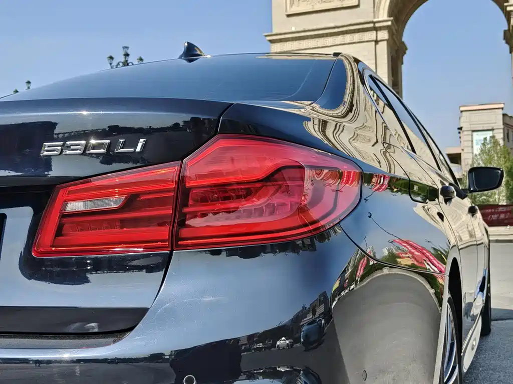 BMW 5 Series 2020 530Li Grandeur Edition M Sport Package