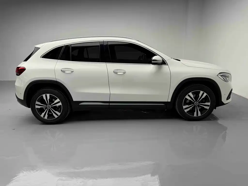 Mercedes-Benz GLA 2022 GLA 200