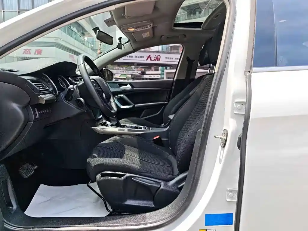 Peugeot 408 2018 Facelift 350THP Automatic Luxury Edition
