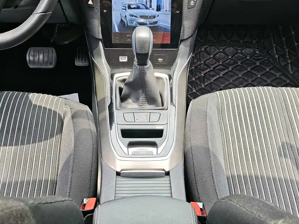 Peugeot 408 2018 Facelift 350THP Automatic Luxury Edition