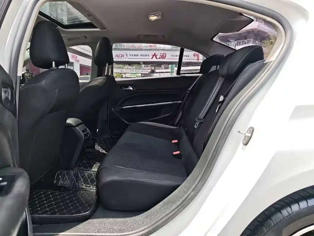 Peugeot 408 2018 Facelift 350THP Automatic Luxury Edition