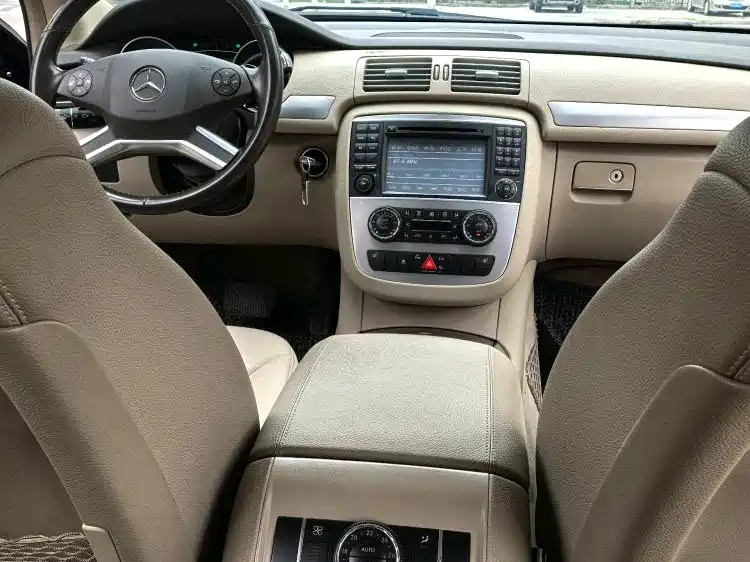 Mercedes-Benz R 300 L Business Edition 2011