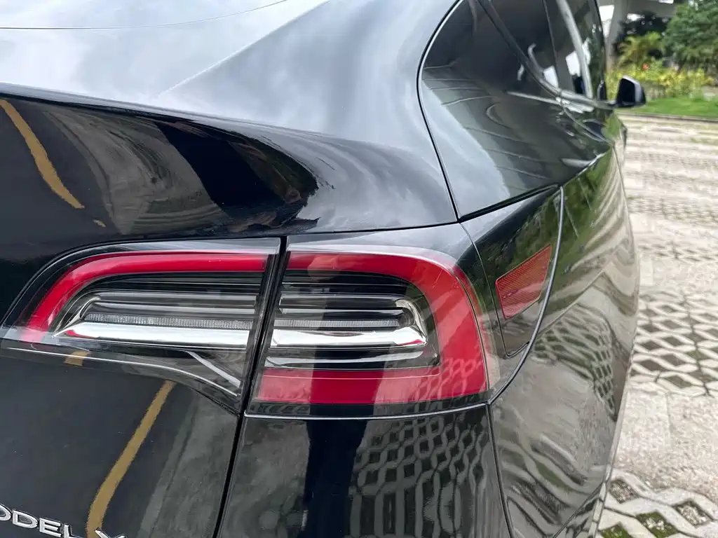 Model Y Long Range All-Wheel Drive 2022
