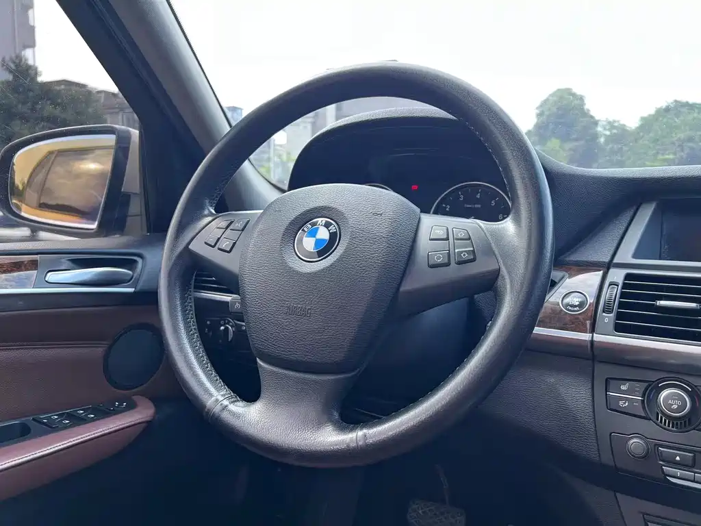 BMW X5 (Import) 2013 model xDrive35i Leading Edition