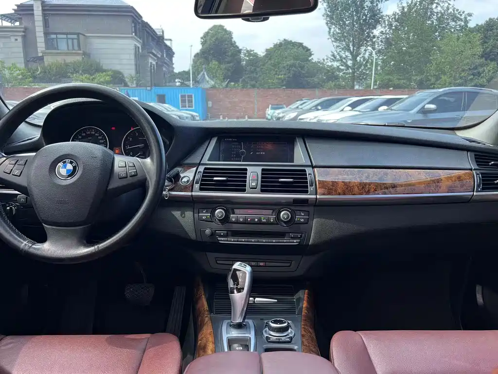 BMW X5 (Import) 2013 model xDrive35i Leading Edition