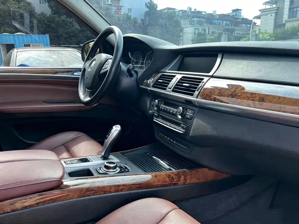 BMW X5 (Import) 2013 model xDrive35i Leading Edition