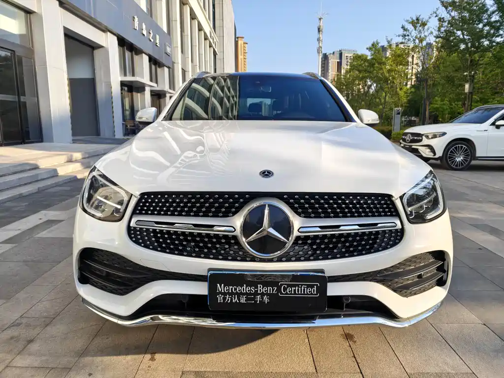 Mercedes GLC 2020 260 L 4MATIC Luxury Edition