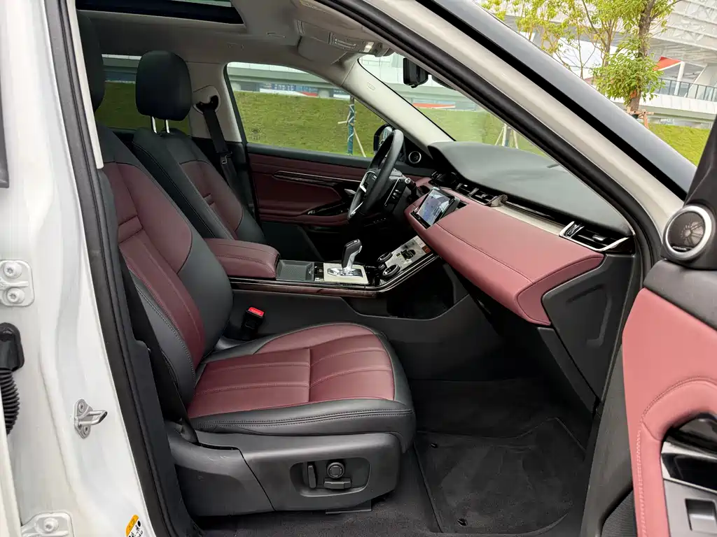 Range Rover Vogue 2023 249PS Luxury Edition