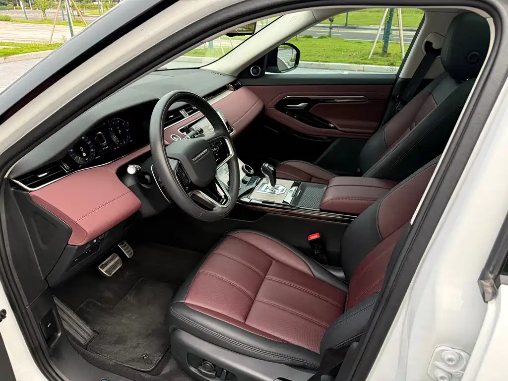 Range Rover Vogue 2023 249PS Luxury Edition