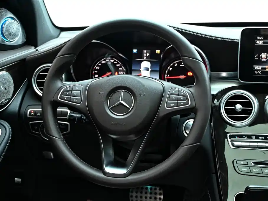 Mercedes-Benz GLC 2019 Facelift 260 L 4MATIC Luxury Edition