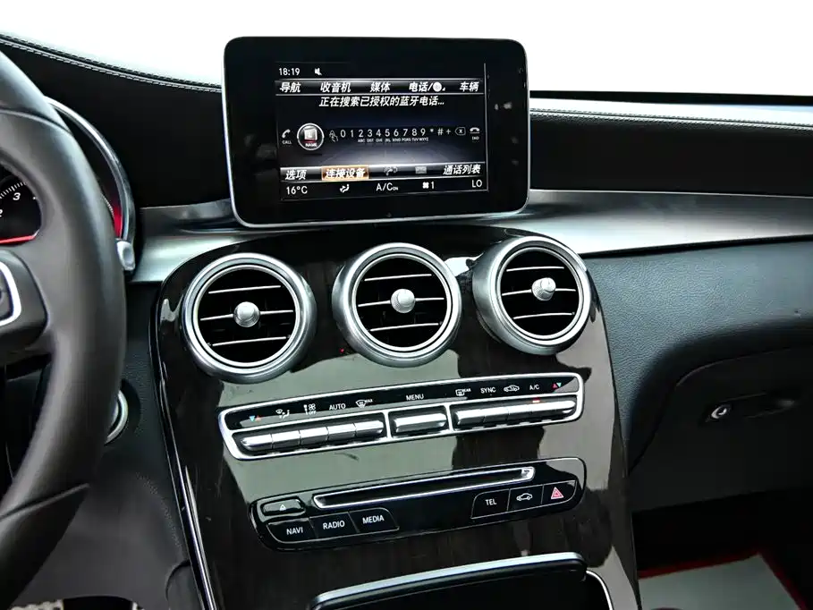 Mercedes-Benz GLC 2019 Facelift 260 L 4MATIC Luxury Edition