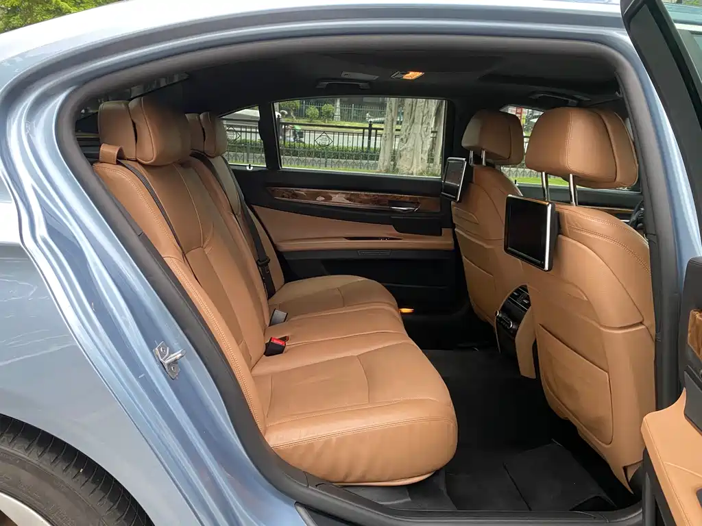BMW 7 Series 2013 model 740Li Hybrid Edition