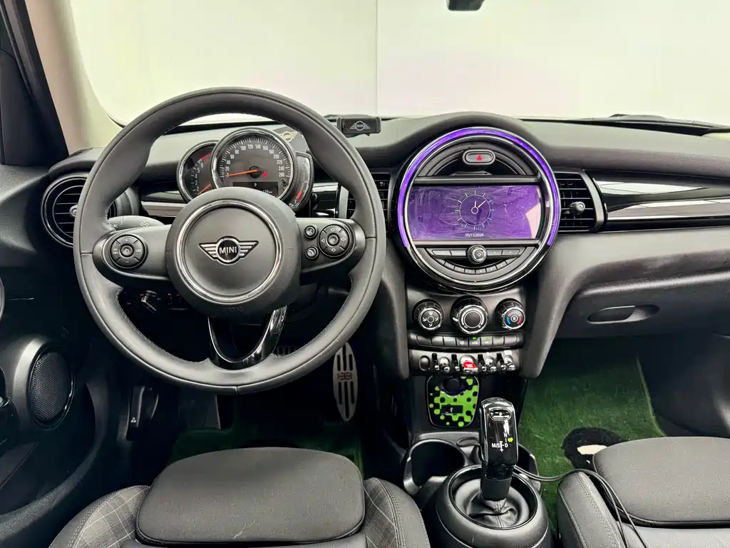 MINI 2018 1.5T Cooper Classic Five-Door Edition