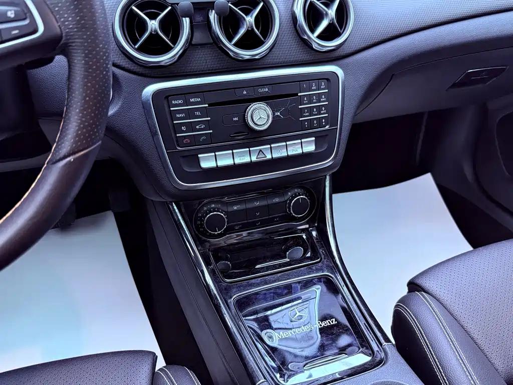 Mercedes-Benz GLA 2018 GLA 200 Sport Line