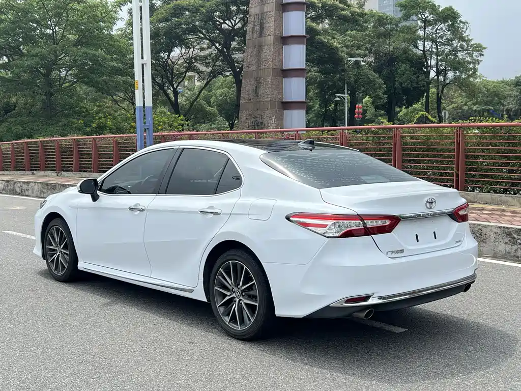 Camry 2023 2.5G Luxury Edition