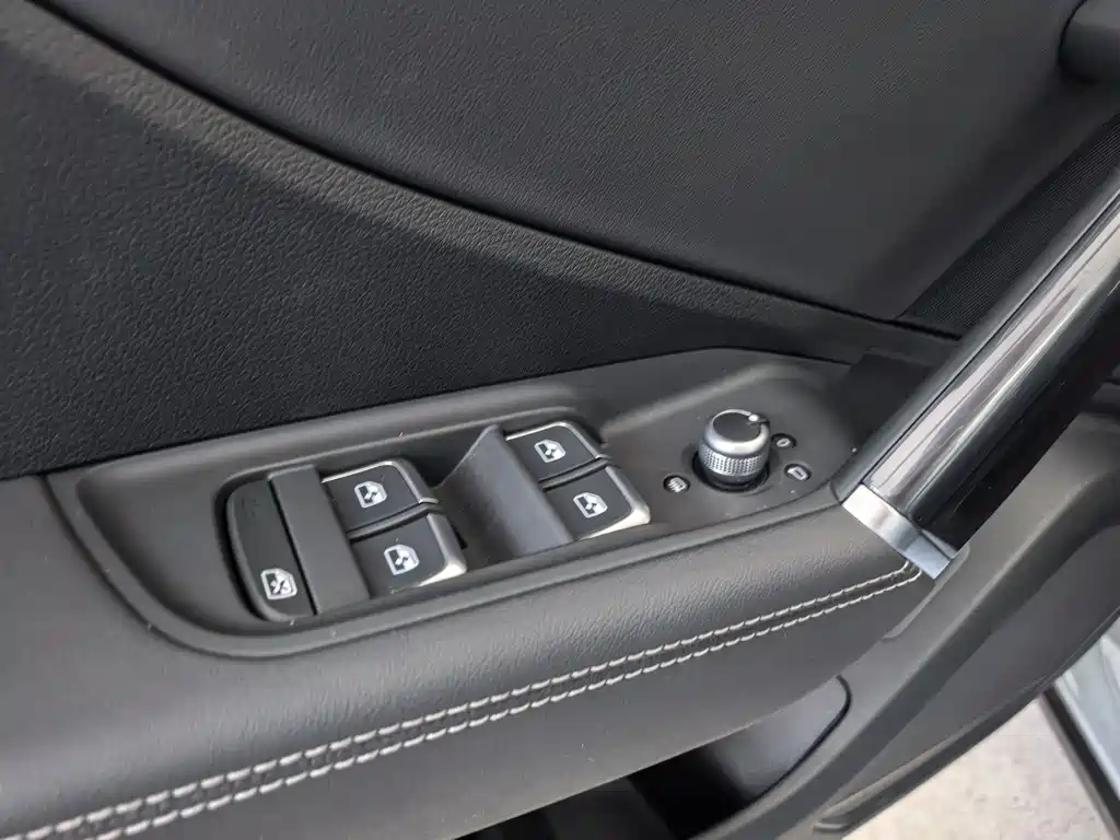 Audi Q2L 2025 35TFSI Progressive Dynamic Edition
