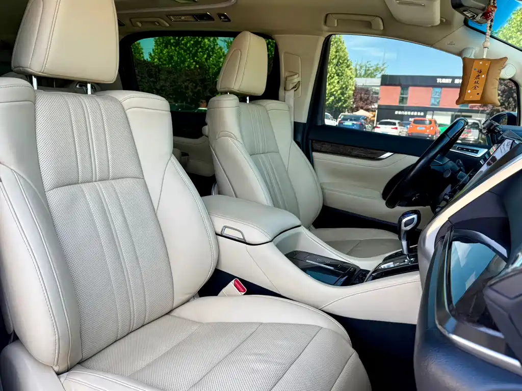 Alphard 2021款 Hybrid 2.5L Prestige Edition