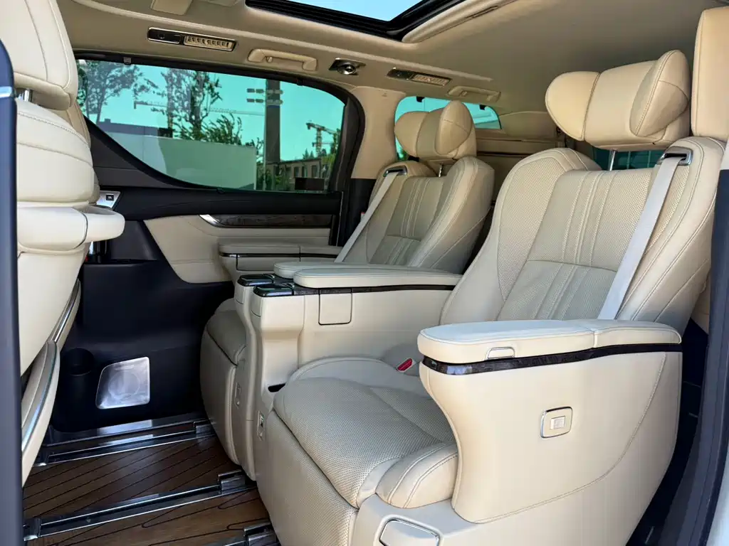 Alphard 2021款 Hybrid 2.5L Prestige Edition