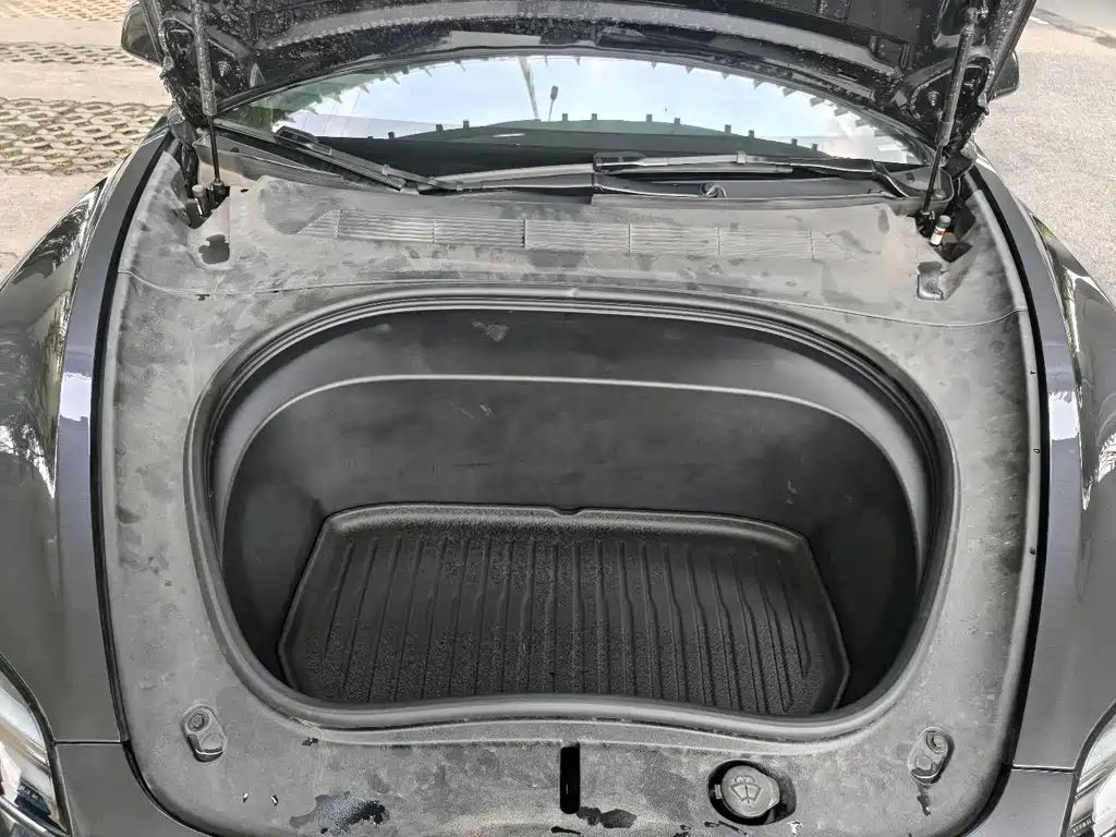 Model 3 Rear-Wheel Drive 2023