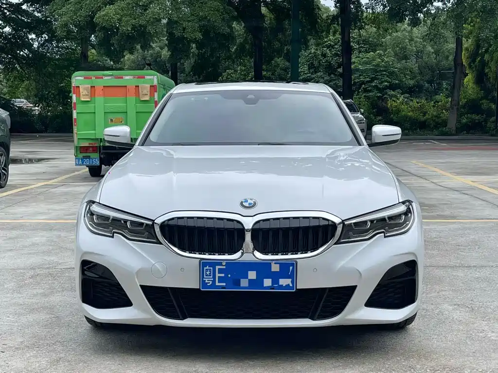 BMW 3 Series 2022 325Li M Sport Package