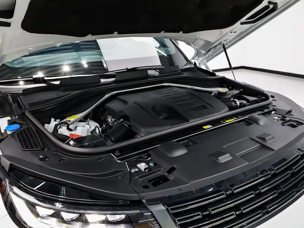 Range Rover Sport 2024 400PS Dynamic SE