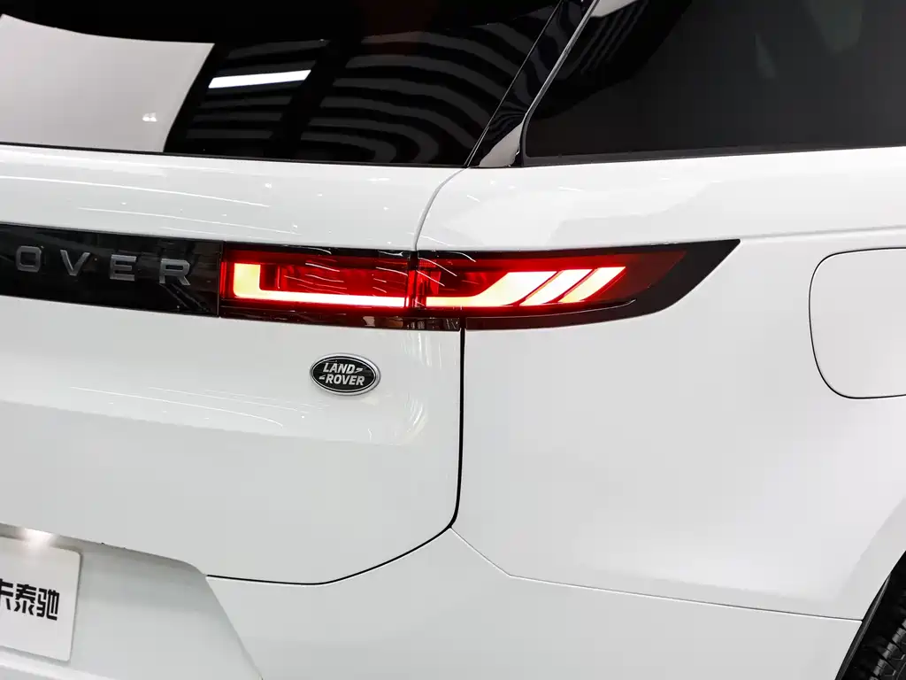 Range Rover Sport 2024 400PS Dynamic SE