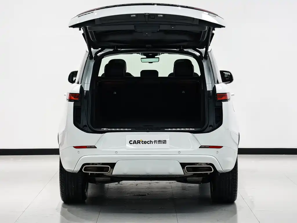 Range Rover Sport 2024 400PS Dynamic SE