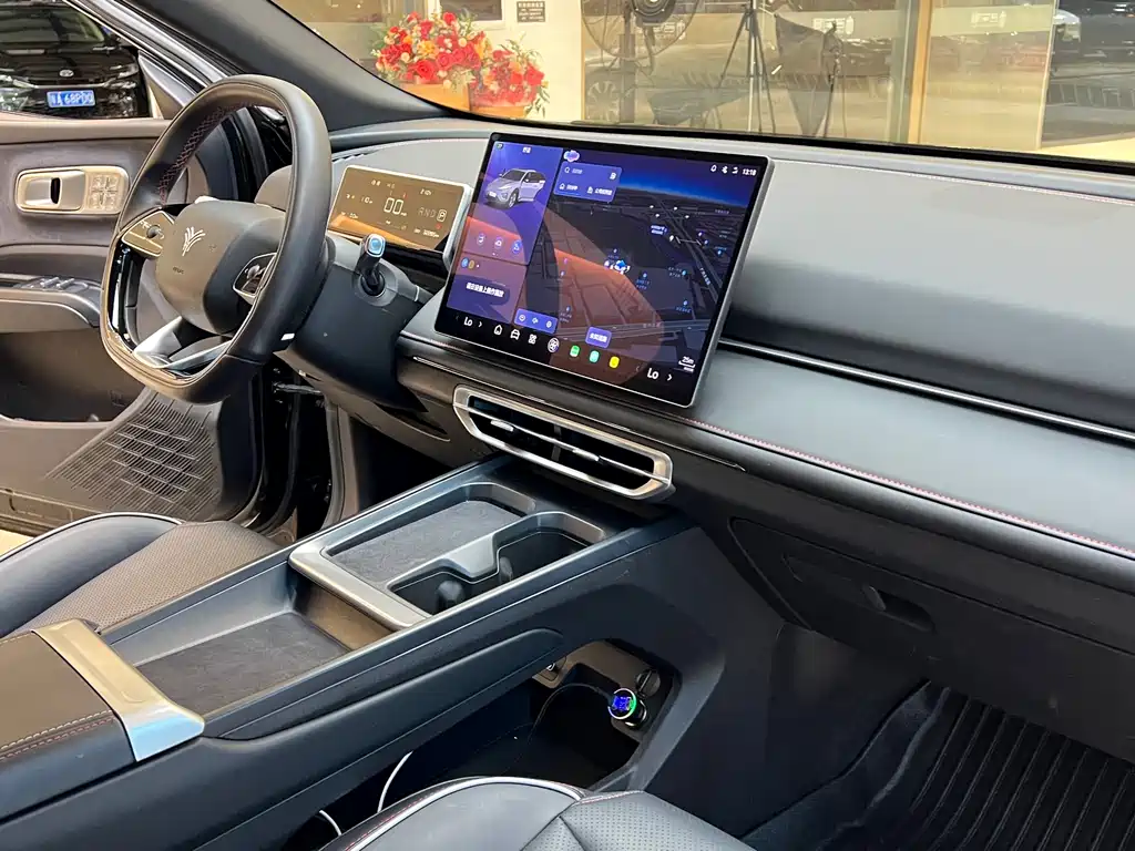 NIO X 2024 Edition 400 Prestige Version