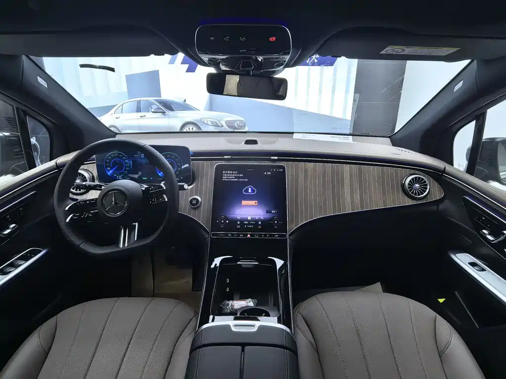 EQE SUV 2024 500 4MATIC Pioneer Edition