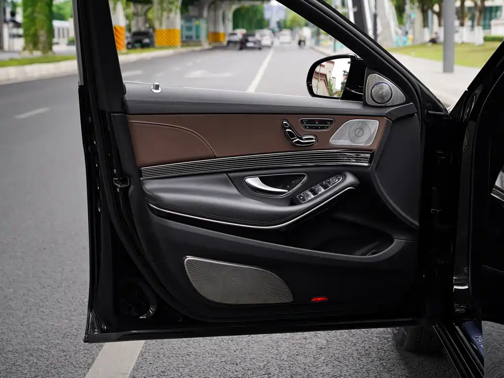 Maybach S-Class 2018 S 560 4MATIC