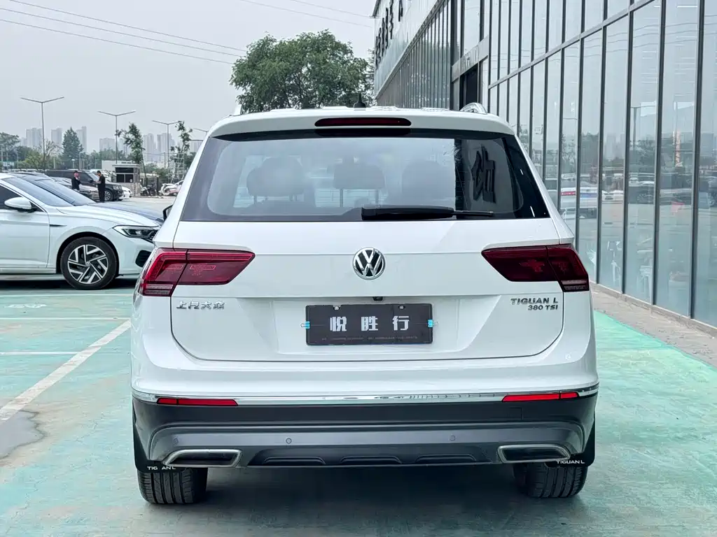 Tiguan L 2018 380 TSI Automatic 4x4 Luxury Edition