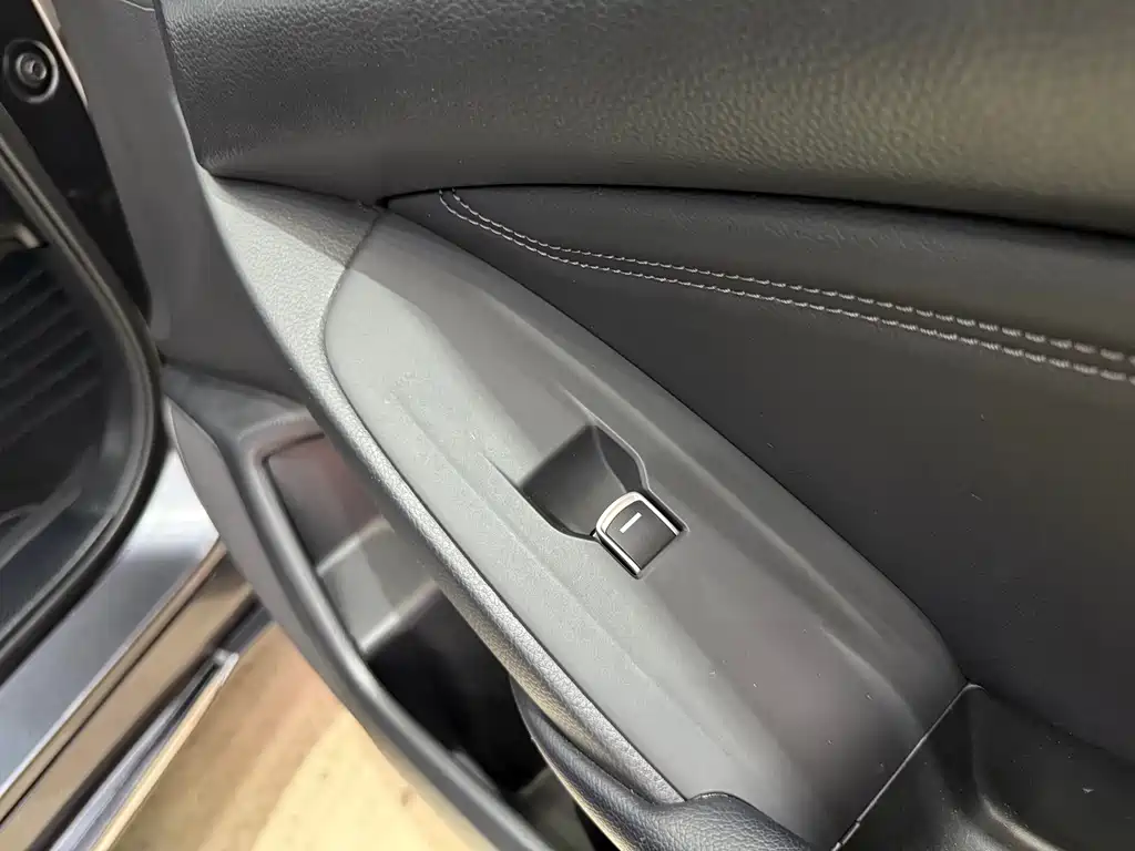 Accord 2018 Hybrid 2.0L Sharp Lead Edition National V