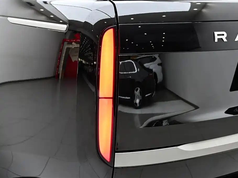 Range Rover 2023 3.0 L6 360PS盛世版