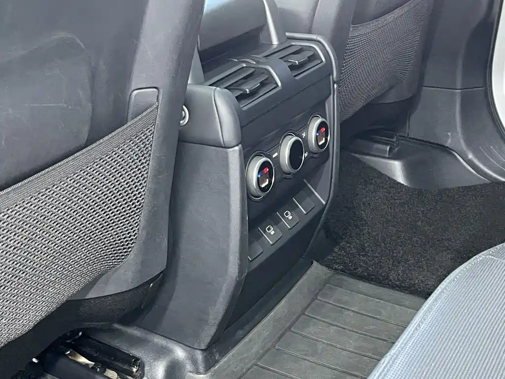 Land Rover Defender 2024 110 3.0T P400 X-DYNAMIC HSE