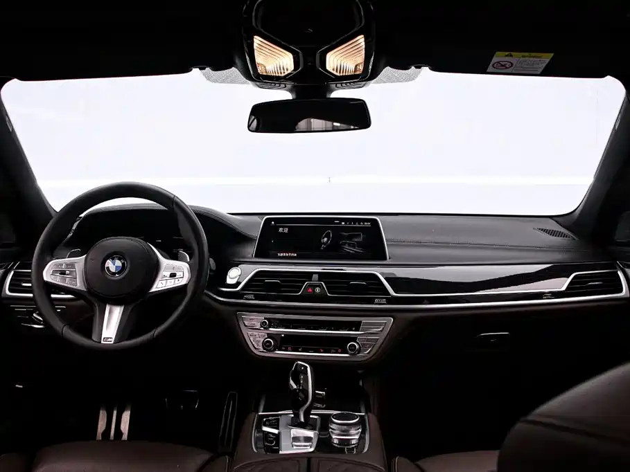BMW 7 Series 2021 740Li Leading Edition M Sport Package