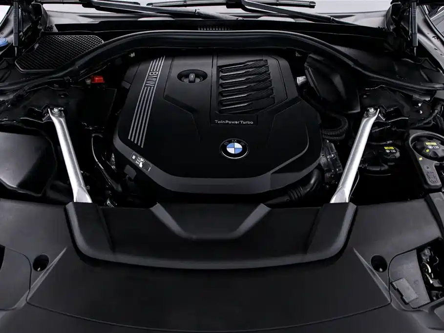 BMW 7 Series 2021 740Li Leading Edition M Sport Package
