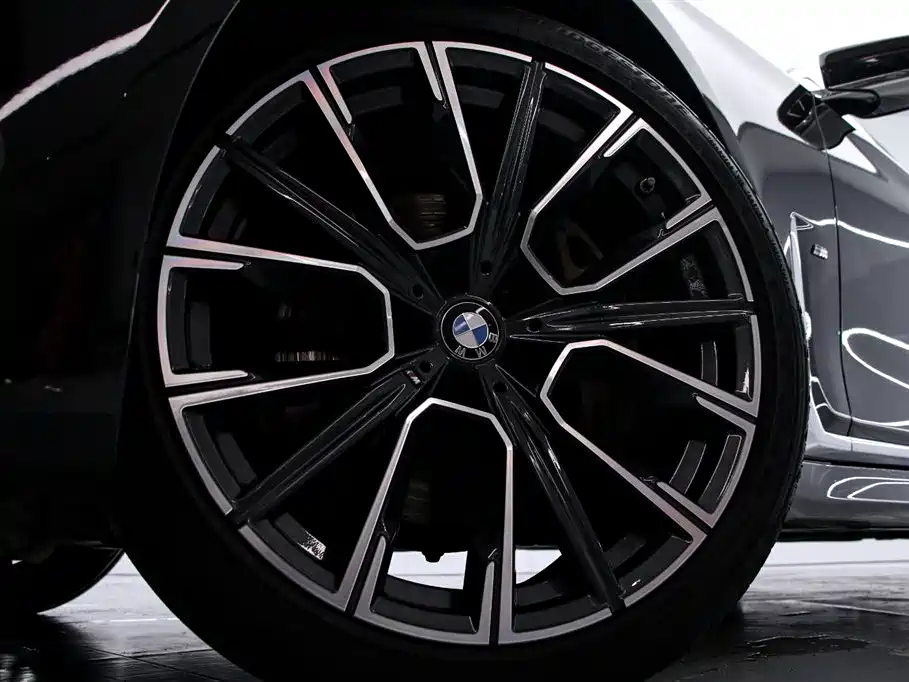 BMW 7 Series 2021 740Li Leading Edition M Sport Package