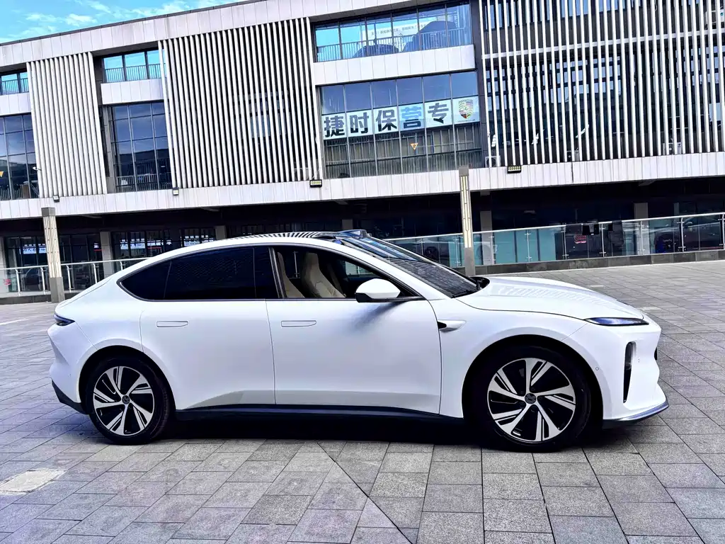 NIO ET5 2022 model 75kWh